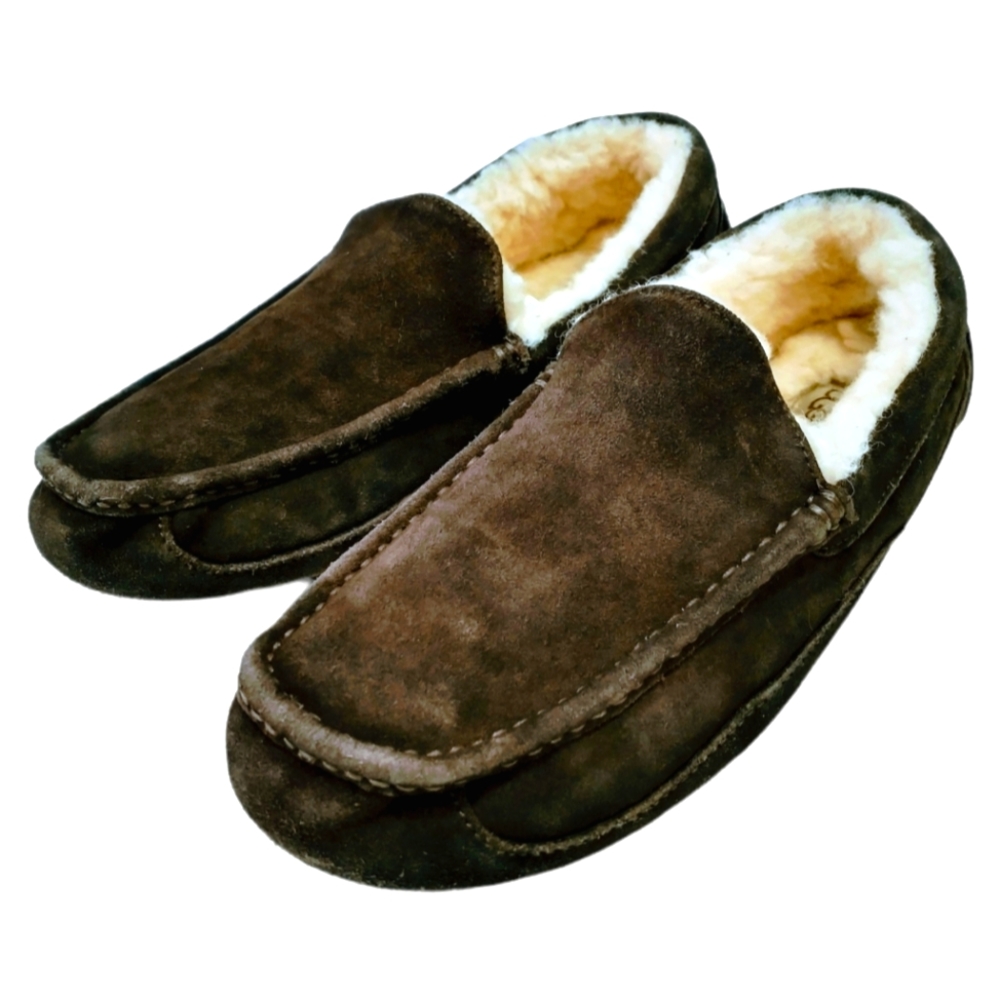 UGG Ascot Espresso Suede Slip-on Round-toe Men's Loafers. Size 12